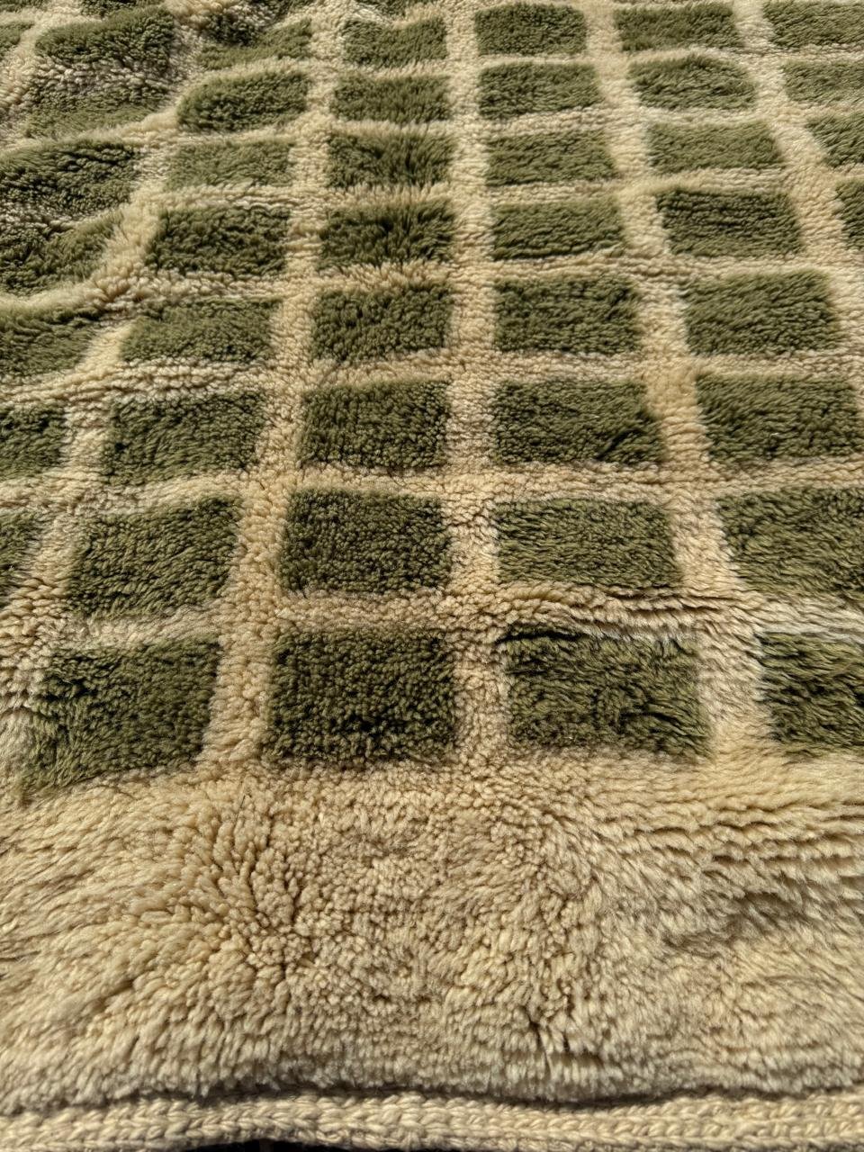 Moroccan checkered green rug : 6x7 Feet - Image 5