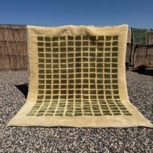 Moroccan checkered green rug : 6x7 Feet