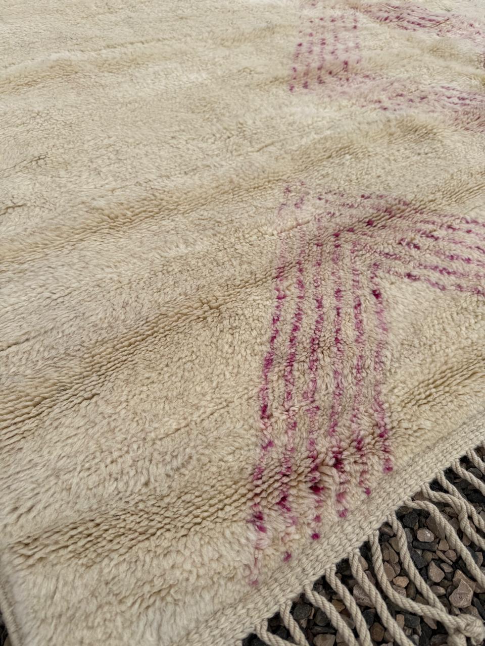 Moroccan Berber Ivory : 8x10 feet - Image 2