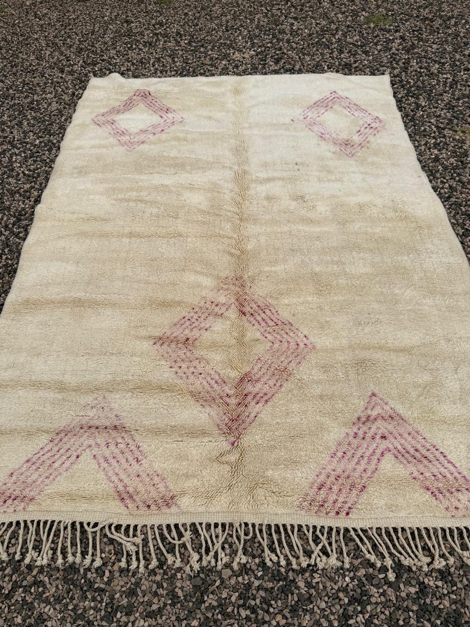 Moroccan Berber Ivory : 8x10 feet - Image 5