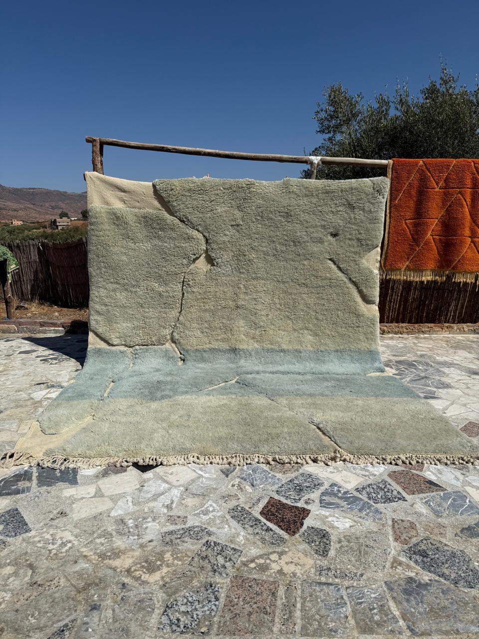 Handmade Blue Beni Mrirt Rug : 9x12 Feet