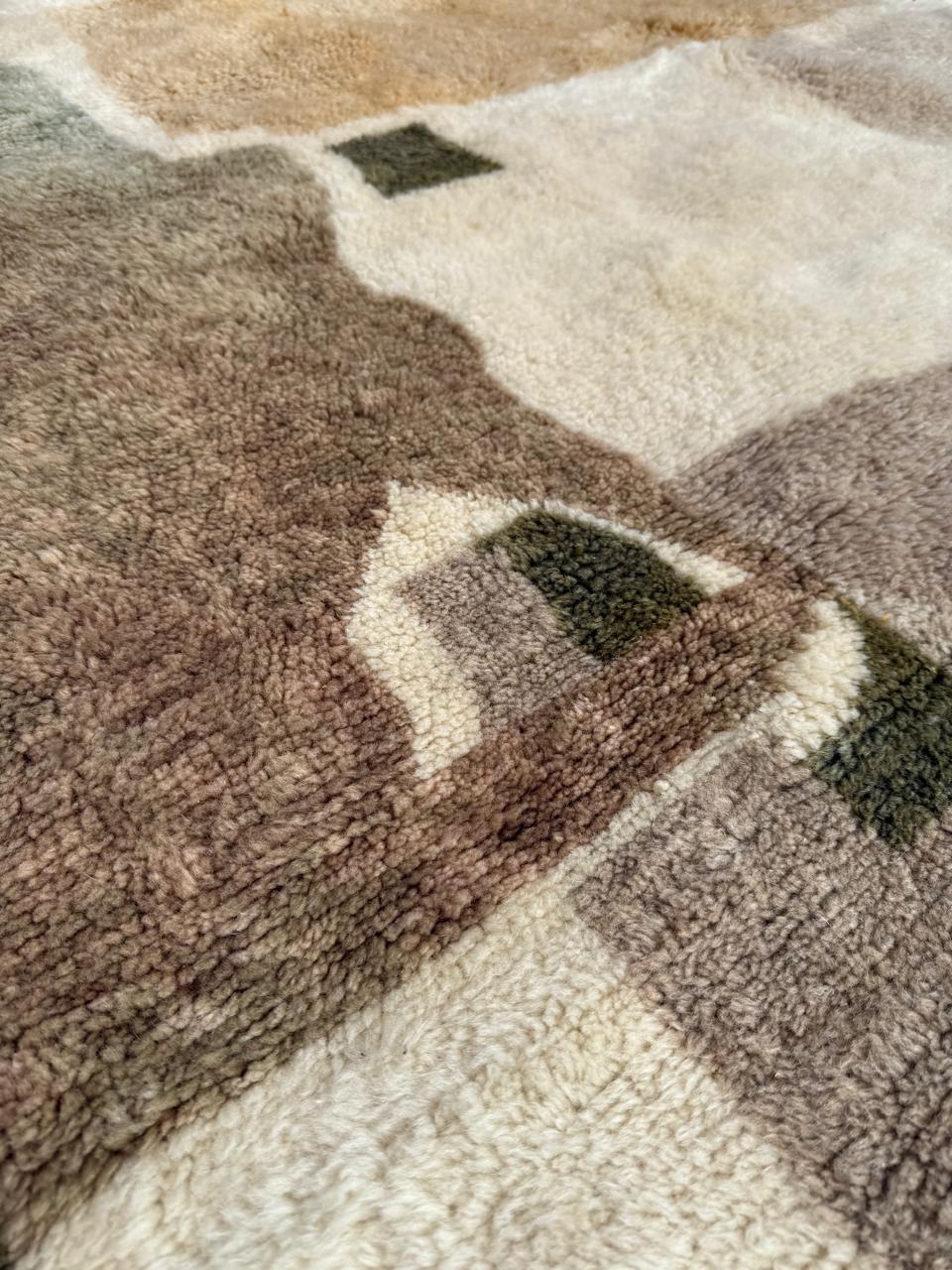 Moroccan Rug : 8x10 Feet - Image 5