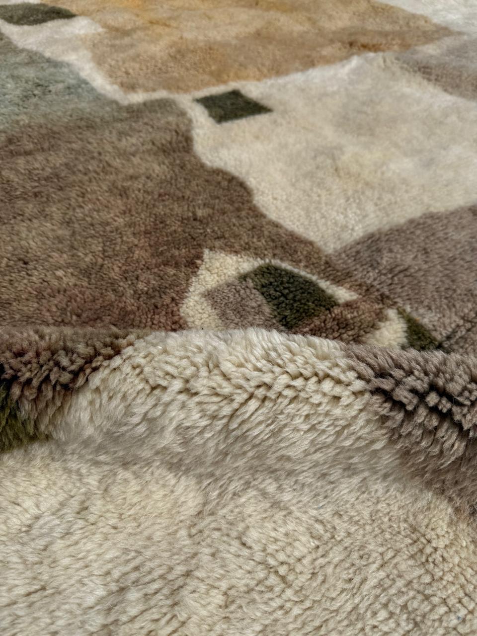 Moroccan Rug : 8x10 Feet - Image 2