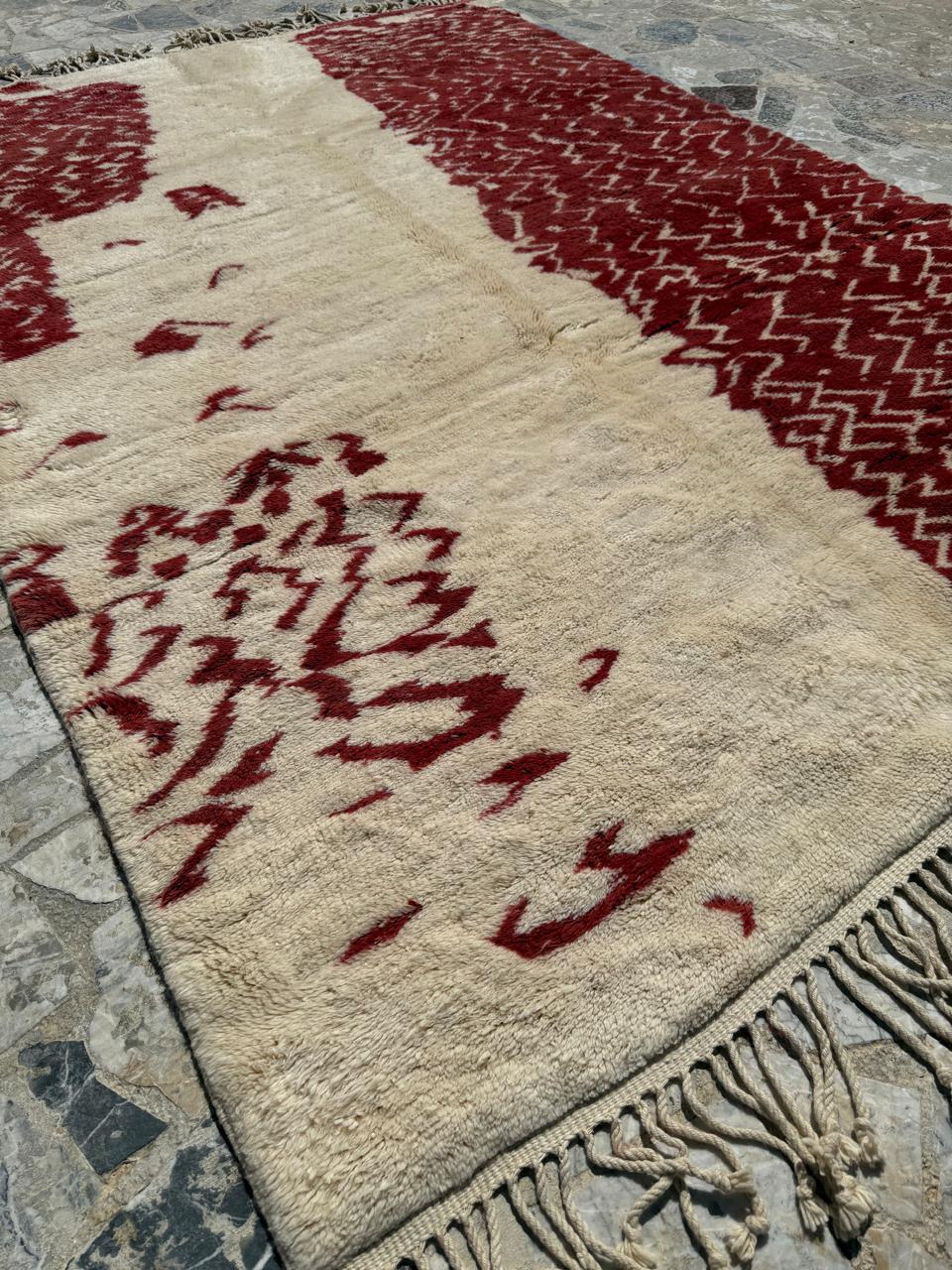 Moroccan Berber red Rug : 7.5 x 10.8 Feet - Image 5
