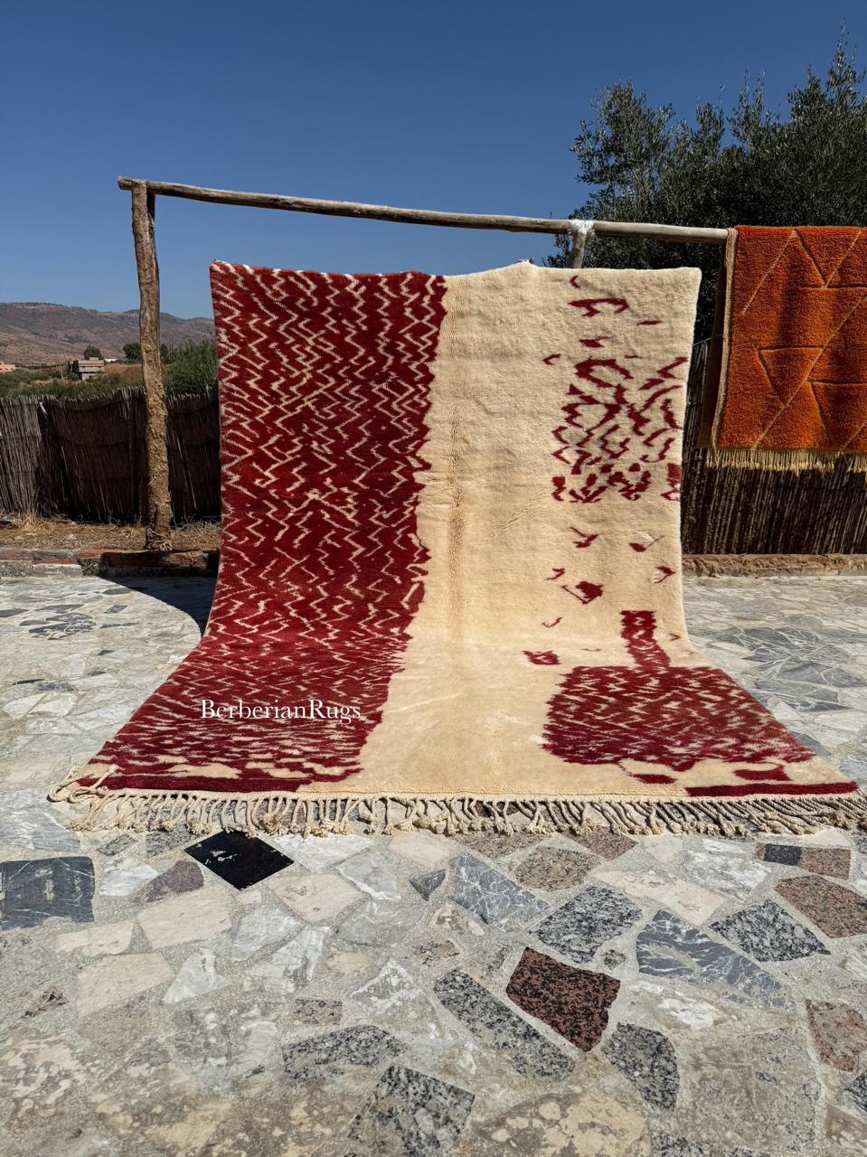 Moroccan Berber red Rug : 7.5 x 10.8 Feet
