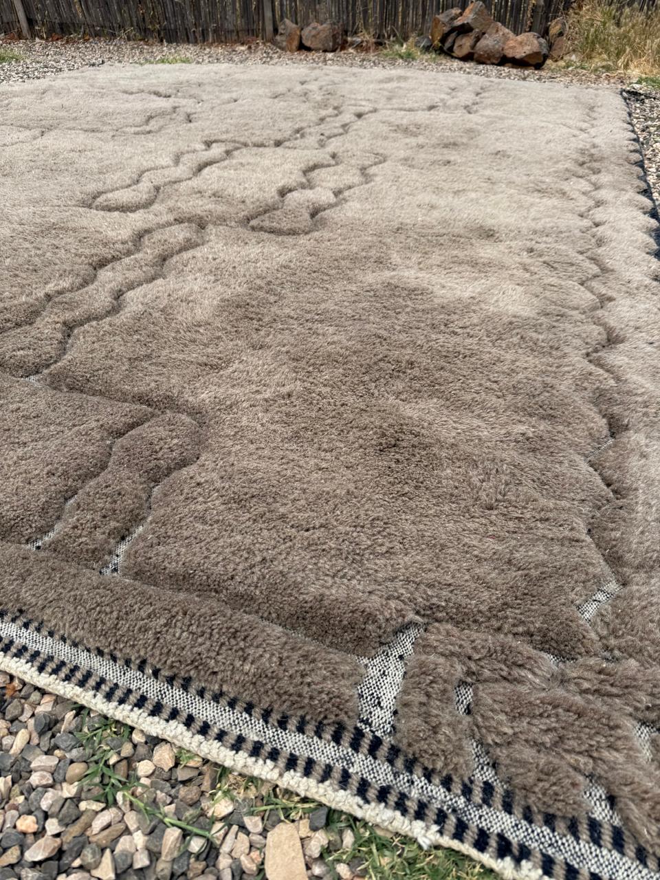 Moroccan rug Neutral color - Image 4