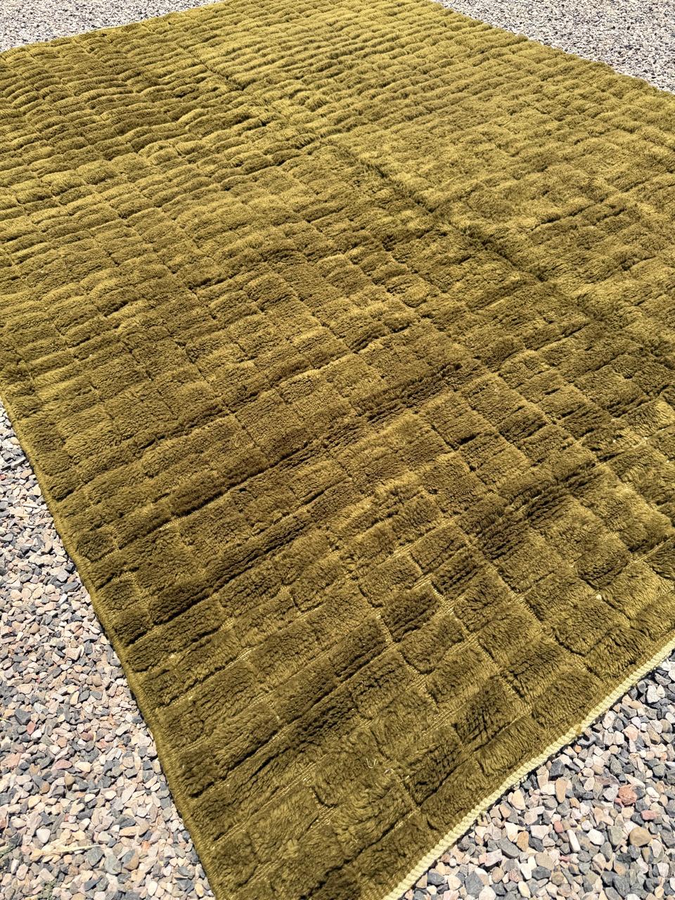 Olive green rug - Image 5